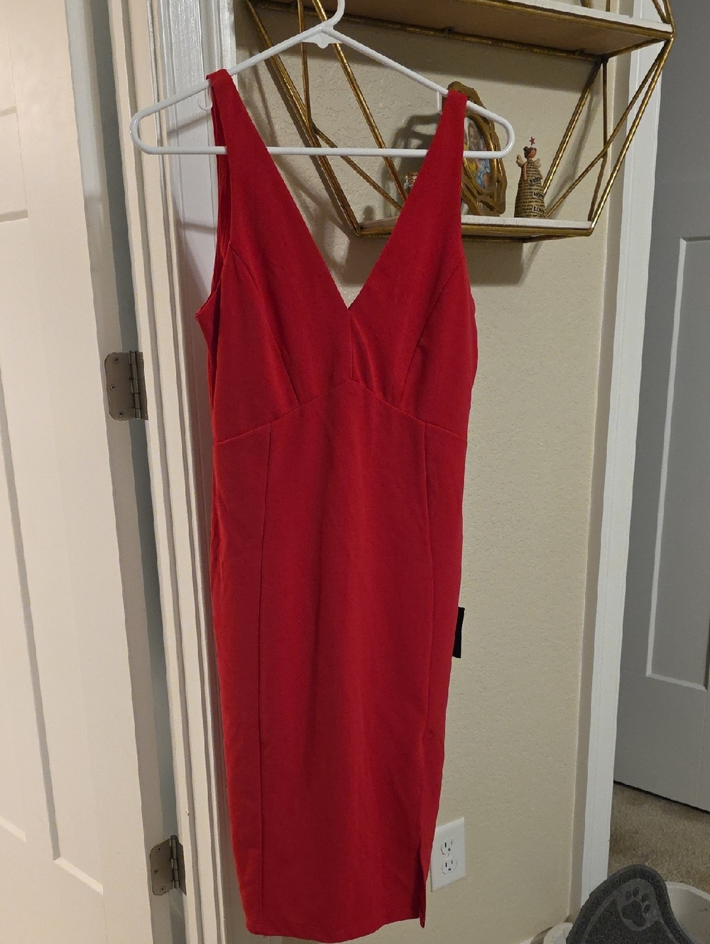 Lulu's Red V-Neck Midi Dress